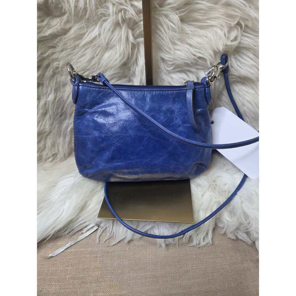 C191 Coach swing back crossbody - Picture 3 of 7